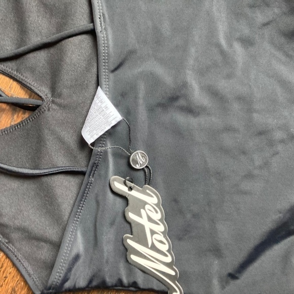 BNWT MOTEL BLACK ONE PIECE BATHING SUIT SIZE SMALL - Picture 3 of 4